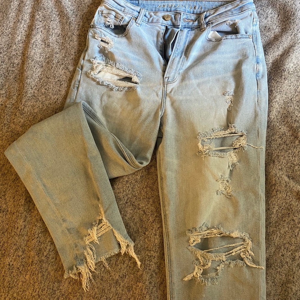 American Eagle stretch mom jeans